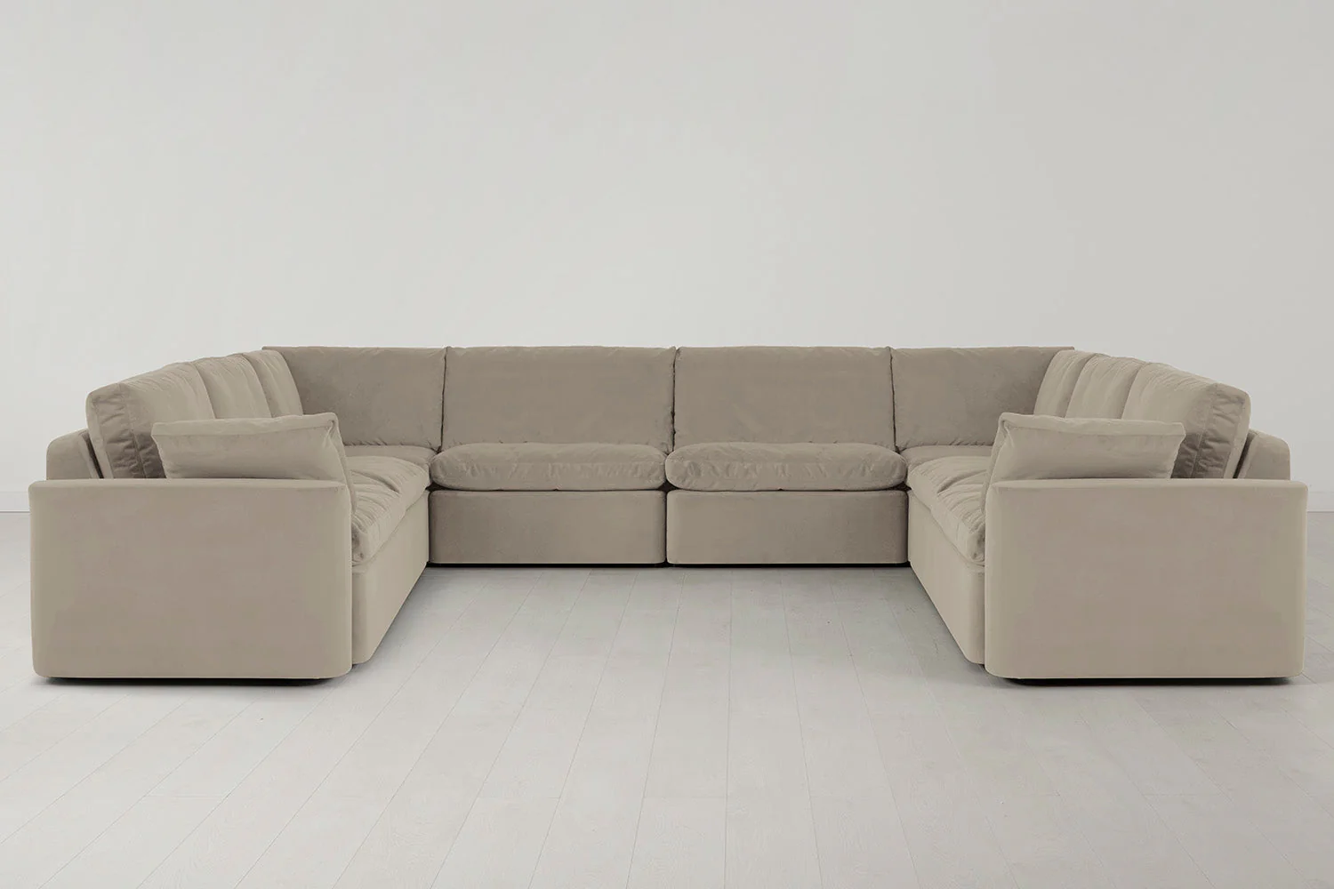 Model 13 U-Form Sofa - Image 10