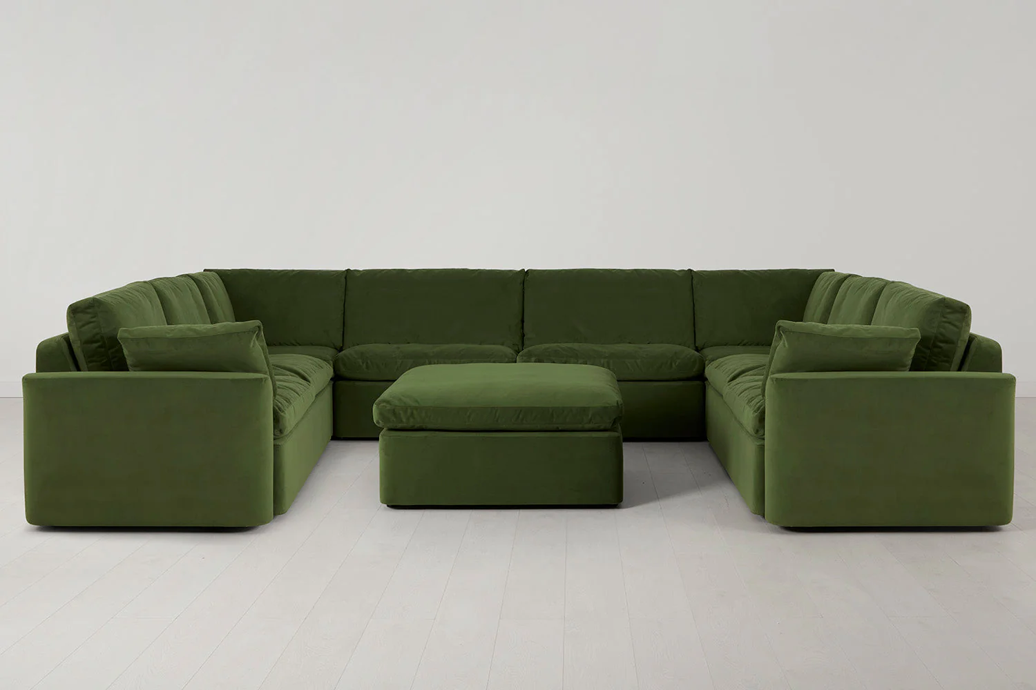 Model 13 U-Form Sofa mit Polsterhocker - Image 14